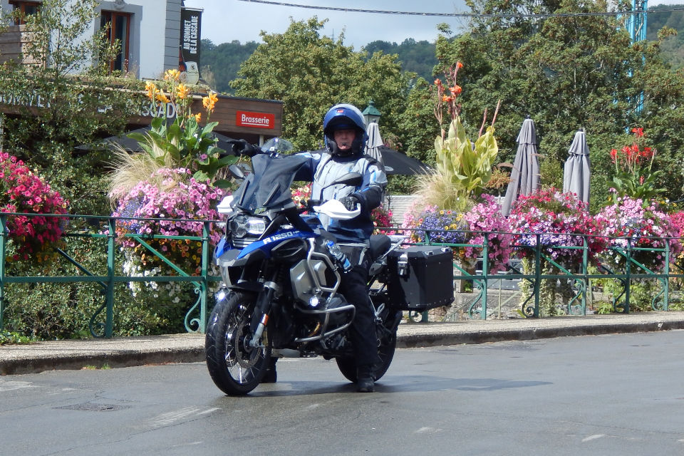Motorrijbewijspoint Parkstad examengarantie AVB en AVD